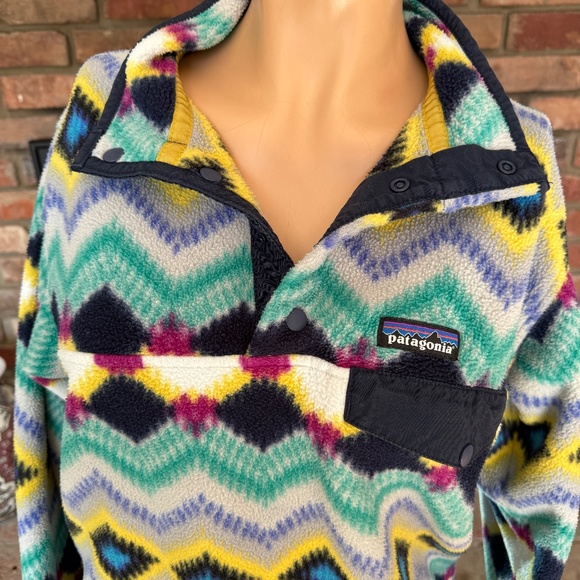 Patagonia Sweaters - • Patagonia Snap T Pullover •